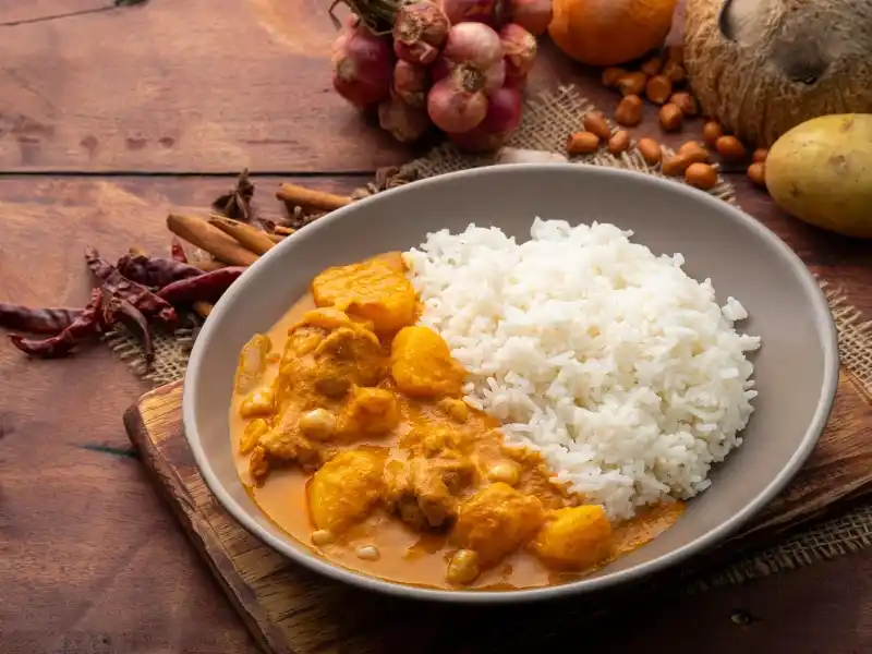 Sweet Potato and peanut curry with rice 