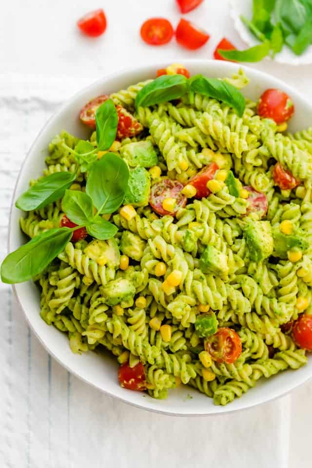  A refreshing dish with fusilli pasta mixed with creamy avocado dressing