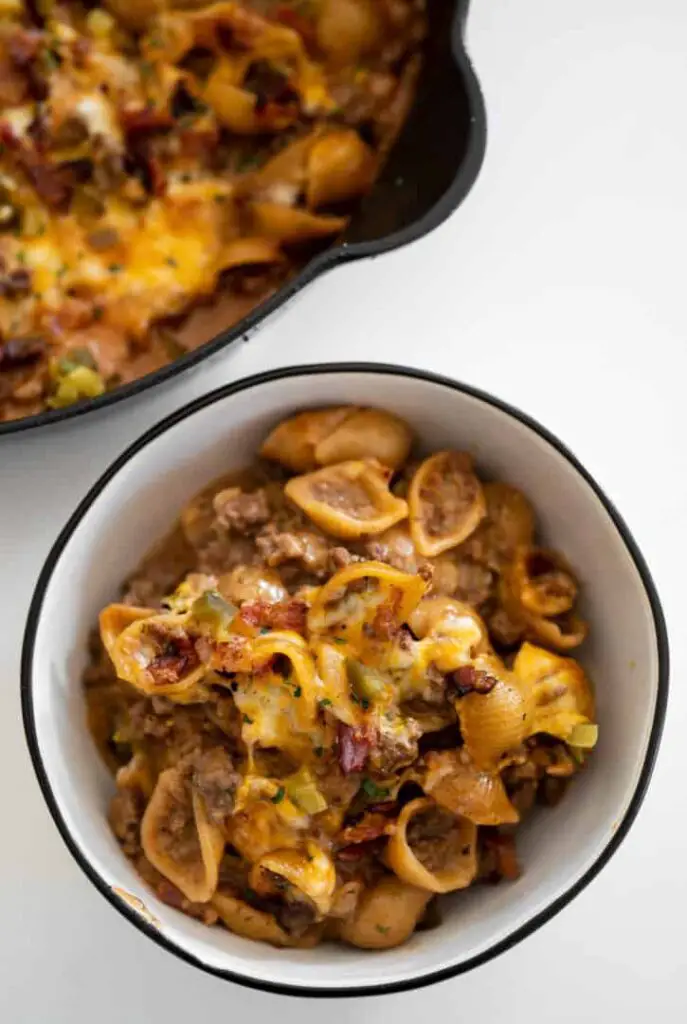 Bacon Cheeseburger Ground Beef Pasta Skillet