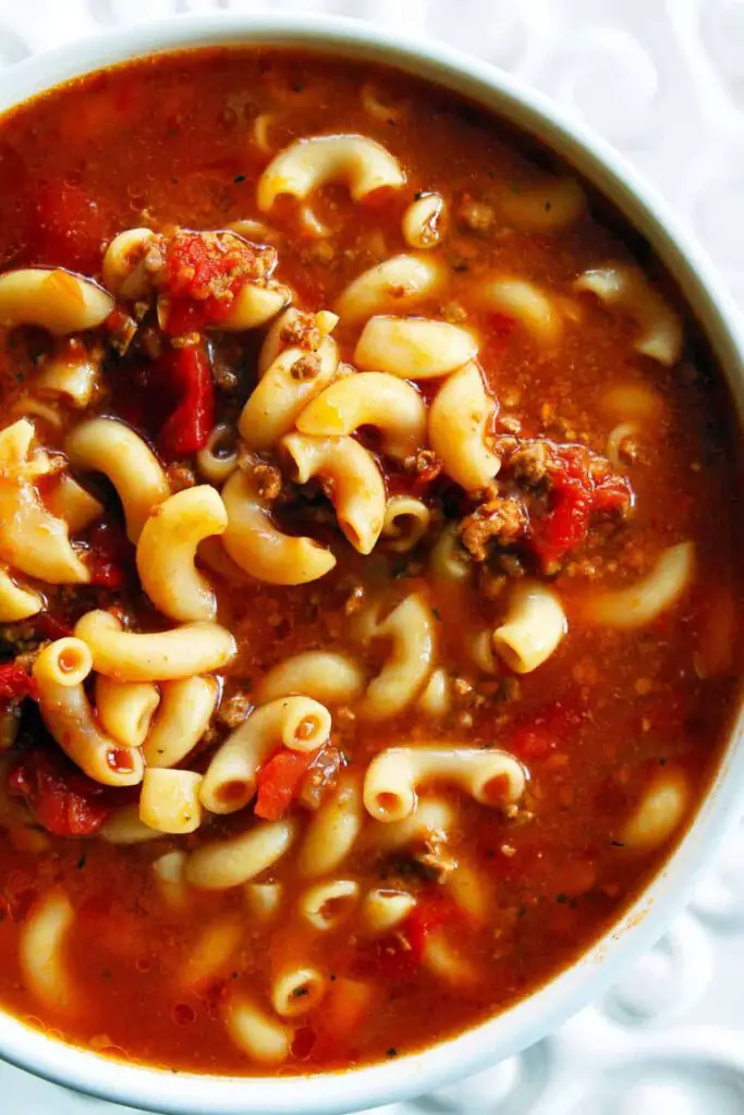 Beef & Tomato Macaroni Soup