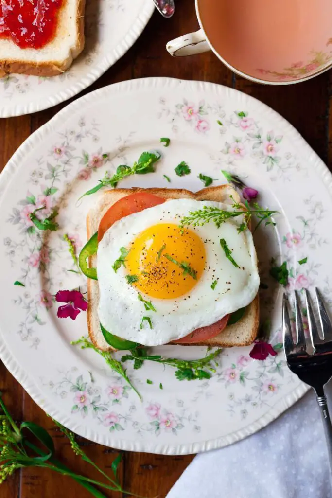 eggs omelette in white plate