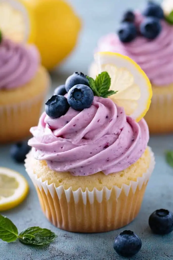 Lemon-Cupcakes close view