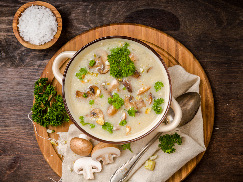 Burdock Flower Stalk and Mushroom Vegetable Soup