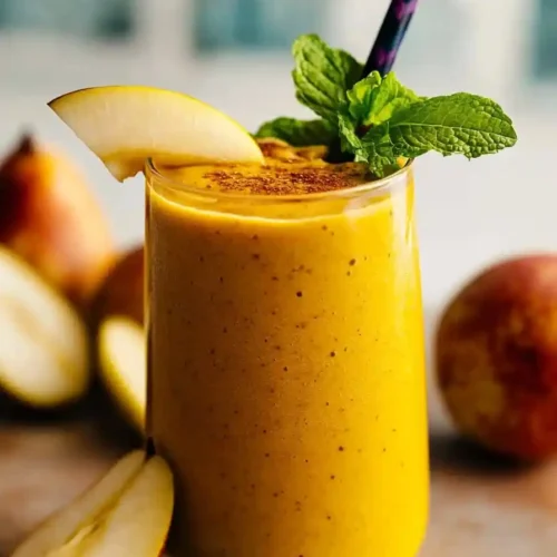 Mango and Pear Smoothie